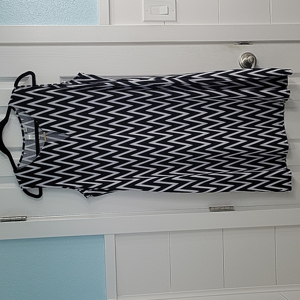 Sexy black and white chevron knee length dress with gold bar neck detail-  1X
